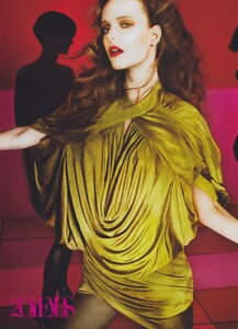 Faena_BCBG_MaxAzria_Fall_Winter_2009_10_03.thumb.jpeg.64cb2bd9d91596cbe907581a0668b3e0.jpeg