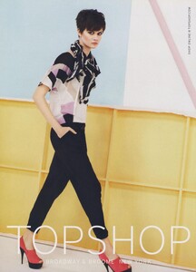 Topshop_Spring_Summer_2009_08.thumb.jpg.d545309c7be89ce4fcb6492f4173d209.jpg