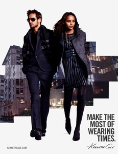 Tsiolis_Kenneth_Cole_Fall_Winter_2009_10_05.thumb.jpeg.091d04da53d1516e0b6e3f84633c32fe.jpeg