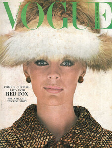 VogueCoverAug64_V_12jul10_bt.thumb.jpg.218dedd280009e68f600e624330c02ff.jpg