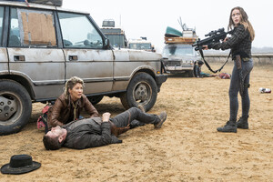 adc_tv_ftwd_still_407_003.jpg