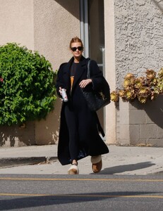 ashlee-simpson-out-and-about-in-los-angeles-10-31-2024-0.jpg
