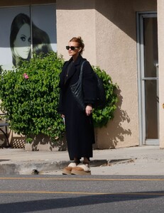 ashlee-simpson-out-and-about-in-los-angeles-10-31-2024-2.jpg