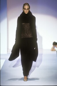 chryst f97chalayan-61.jpg