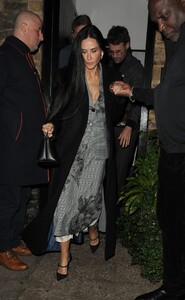 demi-moore-arrives-at-chiltern-firehouse-in-london-11-09-2024-0.jpg