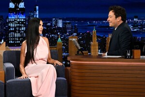 demi-moore-at-tonight-show-starring-jimmy-fallon-09-09-2024-3.jpg