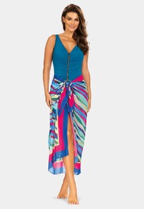 dluga-spodniczka-plazowa-w-kolorowe-wzory-z-klamra.jpg