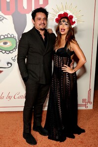 eva-longoria-at-carlos-eric-lopez-s-4th-annual-dia-de-muertos-gala-in-los-angeles-11-01-2024-1.jpg