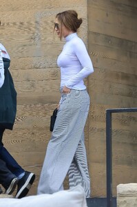 jennifer-lopez-leaves-nobu-in-malibu-11-02-2024-6.jpg