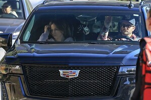 jennifer-lopez-out-driving-in-brentwood-10-29-2024-5.jpg