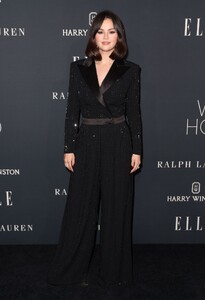 selena-gomez-at-2024-elle-s-women-in-hollywood-gala-in-beverly-hills-11-19-2024-5.jpg