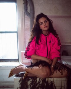 selena-gomez-for-perfect-magazine-issue-7.5-november-2024-1.jpg