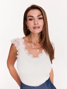 sklep-online-prc485c5bckowana-biac582a-bluzka-z-koronkowymi-wstawkami-taranko_2.jpg