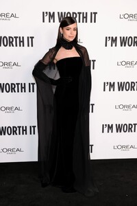 sofia-carson-at-l-oreal-paris-women-of-worth-celebration-11-21-2024-11.jpg
