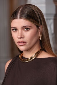 sofia-richie-brings-her-a-game-to-the-lacma-art-film-gala-presented-by-gucci-in-los-angeles-11-02-2024-8.jpg