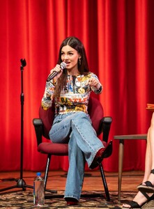 victoria-justice-at-oklahoma-state-speakers-board-event-in-stillwater-18553802817.thumb.jpg.a73d5cd11e4f469127ea0e99f246f485.jpg