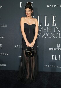 victoria-justice-at-the-elle-women-in-hollywood-event-in-los-angeles-54523806698.thumb.jpg.2a34264327a888a224d206b7da63626b.jpg