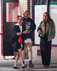 zoe-kravitz-and-shailene-woodley-out-for-dinner-at-buvette-in-new-york-10-22-2024-6.jpg