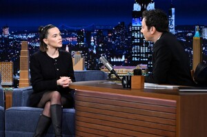 zoey-deutch-on-the-tonight-show-starring-jimmy-fallon-11-18-2024-5.jpg