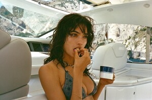 [2024.12.03] kellygale_469084200_18472504495013580_8629338056897624754_n.jpg