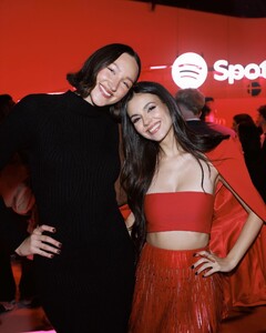 [2024.12.06] victoriajustice_469511141_18563724217006824_5732026339724047315_n.jpg