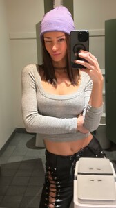 [2024.12.08] rachelc00k_469693524_602279992484792_8408724305923725259_n.jpg