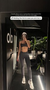 [2024.12.09] carmellarose_3519550412519219254.jpg