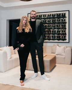 [2024.12.09] kevinlove_469521231_1305725837107337_1409682186499064084_n.jpg