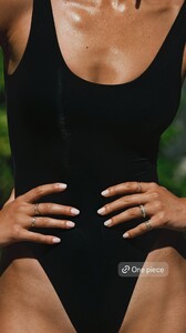 [2024.12.09] lavarice.swim_3519278564448934212.jpg