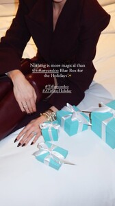 [2024.12.10] hoskelsa_3520120487999559013.jpg