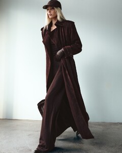 [2024.12.11] helsastudio_469730688_1121234415579727_8069211948891331585_n.jpg