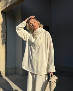 [2024.12.14] hoskelsa_470337251_9172348459451789_6332431179289566617_n.jpg