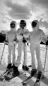 [2024.12.16] sofiaresing_3524172783502674604.jpg