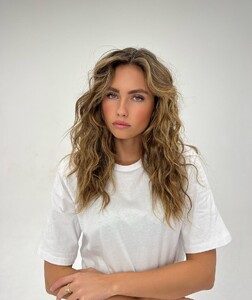 [2024.12.19] idazeile_470938445_18474424651044174_2924907407413337748_n.jpg