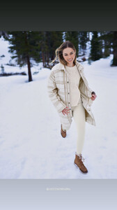 [2024.12.20] mark_tesi_s470922032_577102341597370_3020964078068819178_n.jpg