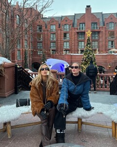 [2024.12.23] ally.m.mason_471559700_1531243787578142_4021840294584153069_n.jpg