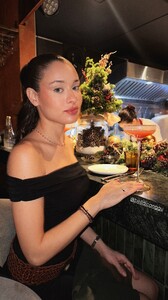 [2024.12.25] danielamelchior_471606135_607398268534238_6418482761043291371_n.jpg