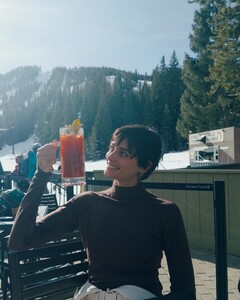 [2024.12.25] taylor_hill_471714227_18482285356024492_8200107965591330133_n.jpg