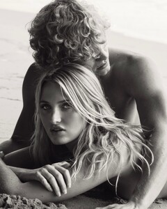 [2024.12.27] jentriee_471917814_18449109346070203_3327990704178779929_n.jpg