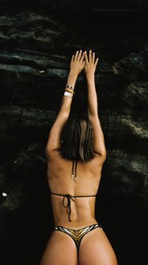 [2024.12.28] carmellarose_s471960549_559443990248841_6373498514134647701_n.jpg