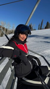 [2024.12.12] kelseymerritt_3521776317881949823.jpg