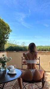 [2024.12.12] lizakovaal_3521934706209363893.jpg