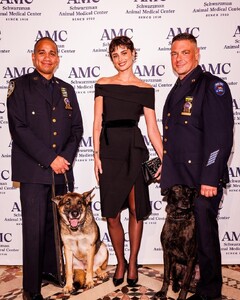 [2024.12.12] taylor_hill_469946353_18479841100024492_7469678590374203719_n.jpg