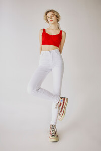 화이트 스키니4.jpg