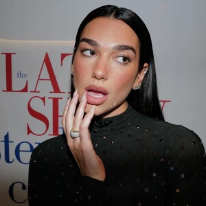 541721790_dualipa-4.jpg