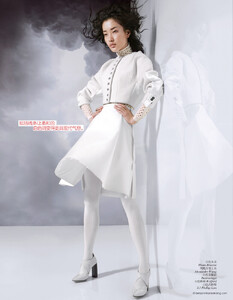 DuJuan-VogueChinaSeptember2012-3.thumb.jpg.efb971ba69a2abf08ddd13e53c51a5e8.jpg