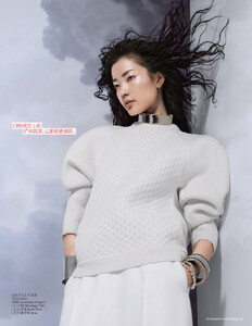 DuJuan-VogueChinaSeptember2012-7.thumb.jpg.0d80b12bb53664b290234a140bf62db3.jpg