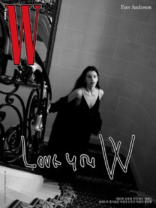 Ever Anderson-W-Korea-4.jpg