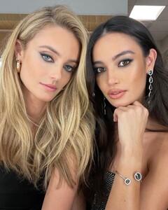 Kate Bock - Instagram [2021.07.26] 2.jpg