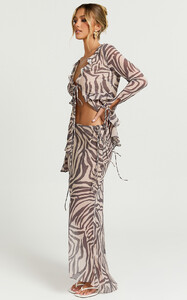 Rita_Maxi_Skirt_-_Low_Waist_Fit_And_Flare_Skirt_in_Abstract_Zebra_Print__0005.jpg